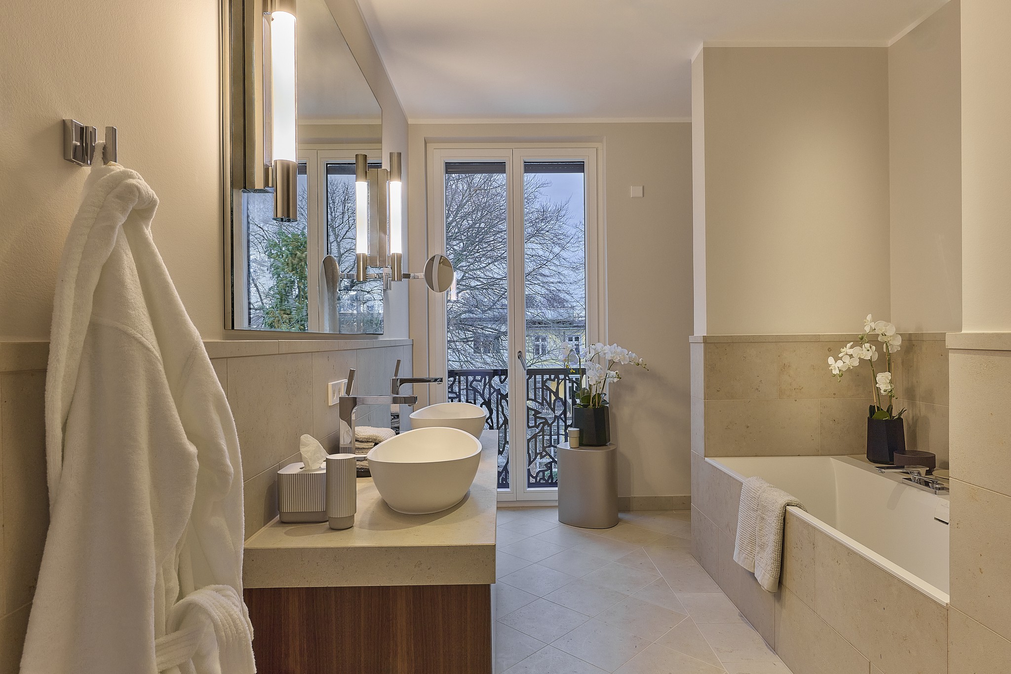 Hochwertig ausgestattetes Badzimmer der Musterwohnung in der Sophie in den Sophienterrassen