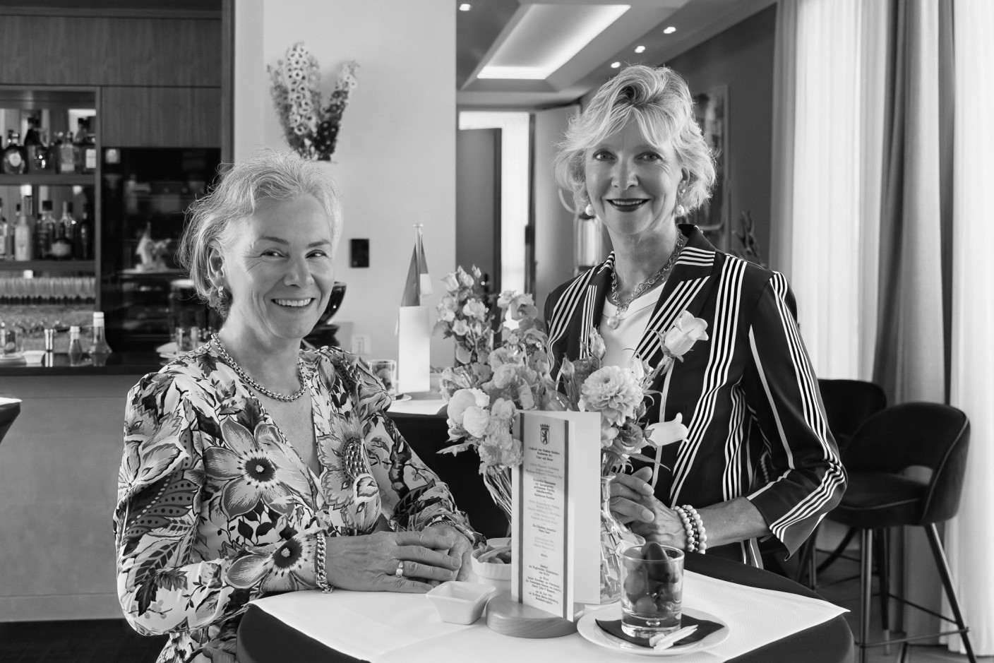 The architects Manuela Schmitz and Sabine Stecher of the FRANKONIA Eurobau interior design team